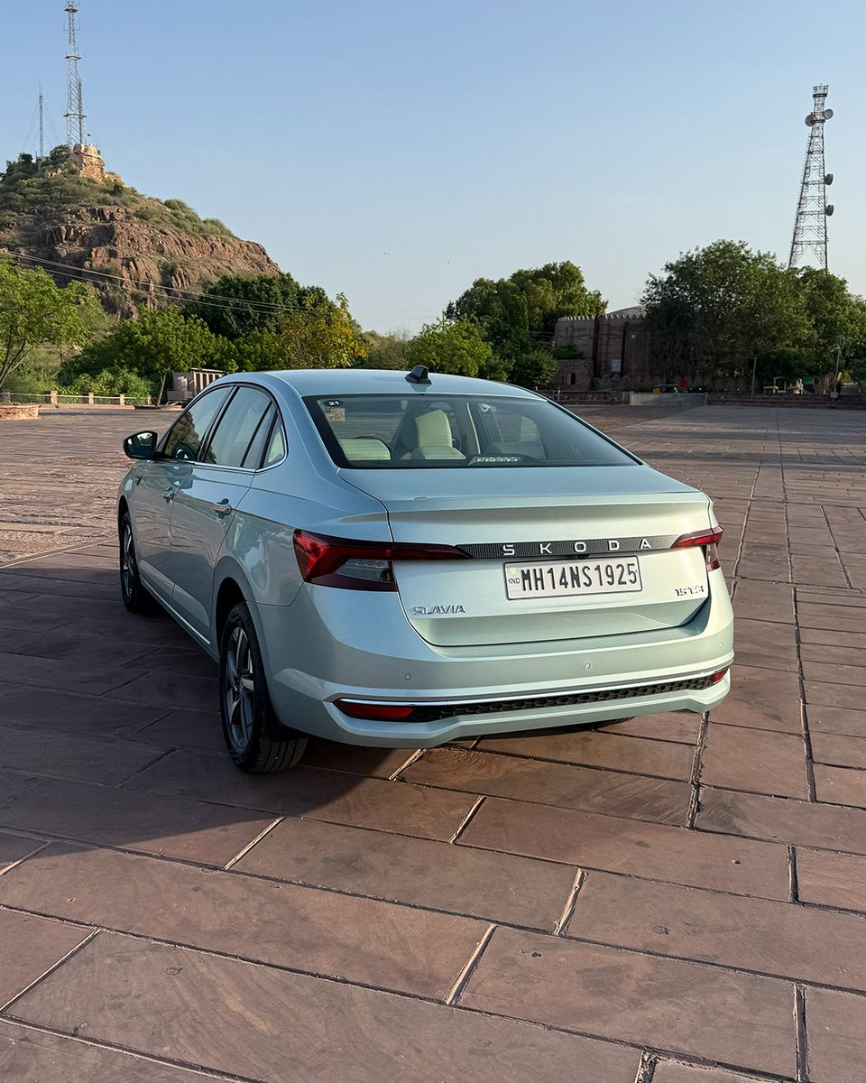 91wheels's tweet photo. 2026 Skoda Slavia, in a closer look. 👀

Updated design, familiar character. Swipe through the image gallery. 

@SkodaIndia 

#SkodaSlavia #SkodaIndia #NewSlavia #Sedan #SkodaCars https://t.co/GfQvli2OxE