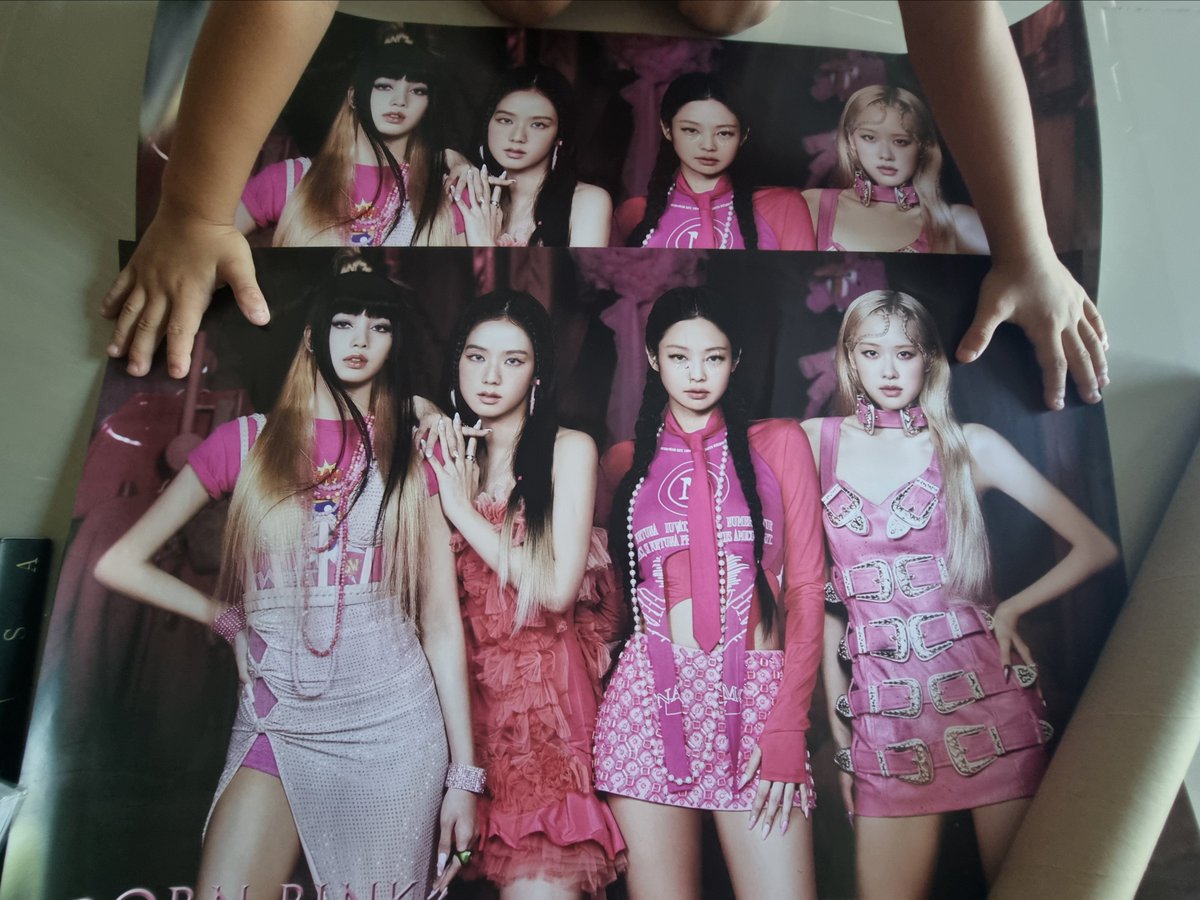 egingjring's tweet photo. โปรสเตอร์บั้มBorn Pink BLACKPINK Wiki (2022)

100฿ มีกระบอกใส่โปสเตอร์ให้ https://t.co/ssVBzLEKMH