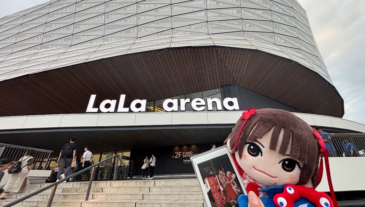 _yuritaro_'s tweet photo. まゆみん3年連続出場お疲れさまでした！
3年連続で現地応援行けて嬉しい���苦しい気持ちになることもあったけど毎回感動させられるし、大会終わる度にまゆみちゃんのこと大好きになる> <♡ 他推しのオタクさん含め会場全体で応援する温かい雰囲気がすきでした。ゆっくり休めてますように！ #白石まゆみ https://t.co/3bP0j9EfUJ