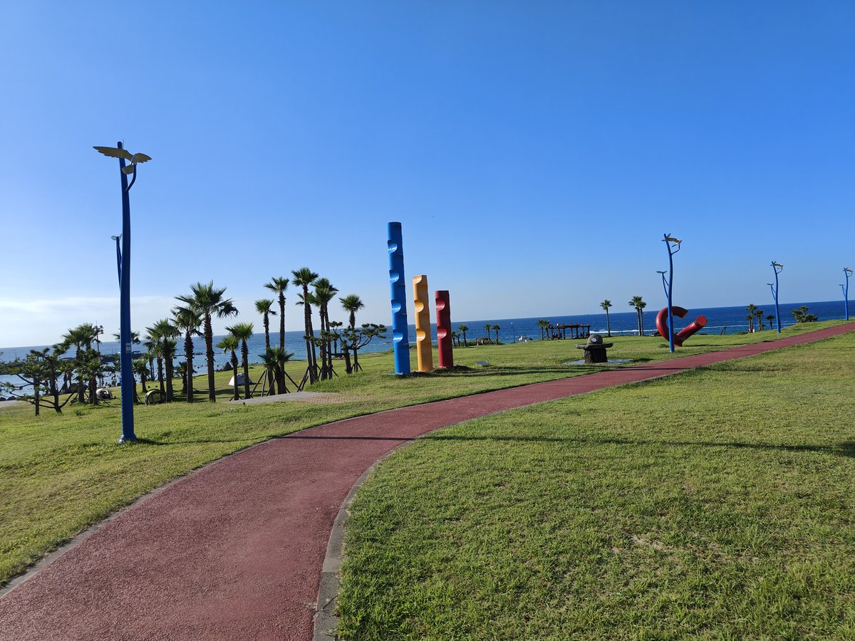 binsir1992's tweet photo. Jeju island is so amazing
迷人的济州岛💕💕 https://t.co/4tvCFHTLMf