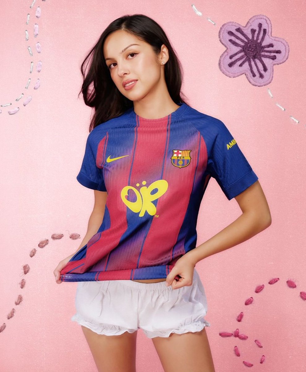 celebskart's tweet photo. Olivia Rodrigo for Olivia Rodrigo X Fc Barcelona X Spotify, May 2026
#Olivia #Rodrigo #Barcelona
See more photos:
https://t.co/hD7DJLC5m2 https://t.co/tck7krVFTb
