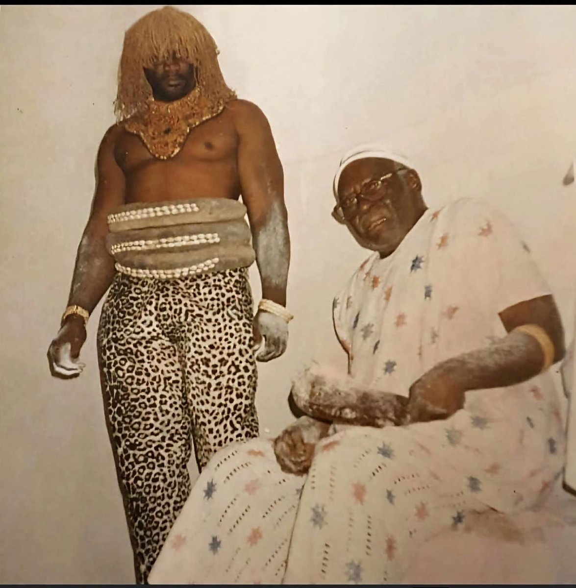Kene_Nnewi's tweet photo. OSITA AGWUNA  The Forgotten Hero of Nigerian Independence

Most Nigerians know Zik, Awo and Ahmadu Bello. Few know the young man who went to prison so they could negotiate.

His name is Osita Agwuna (1921- 2007)a powerful orator, revolutionary, and later Eze Enugwu Ukwu Na Igwe Umunri 

Who Was He?

Born December 22, 1921 into the Agwuna royal family of Enugwu-Ukwu, Anambra. Brilliant, eloquent, with a very bright future. He was a manager in training at the United Africa Company (UAC)  the biggest company in Nigeria then. He abandoned it all for freedom.

He became the President of the Zikist Movement the radical, militant youth wing of Nnamdi Azikiwe's NCNC. While the elders were writing petitions to the British, the Zikists wanted action.

*The Speech That Shook The Empire "A Call for Revolution"

On *October 27, 1948*, at Tom Jones Memorial Hall, Lagos, 26-year-old Osita Agwuna mounted the podium and delivered what is now one of the most daring speeches in Nigerian history.

He called Nigeria a police state and said:

> "The redemption of Africa lies in the hands of Africans themselves and must be achieved by either violent revolution or by non-violent revolution. Positive action, including strikes, boycotts and civil disobedience, is necessary to liberate Nigerians from colonial rule."

He was not begging the British to leave. He was telling Nigerians to force them out.

The British were stunned and declared him wanted,to the greatest surprise of the entire Nation,three days later, he presented himself to the authorities and was arrested, charged with sedition.

During his trial, he did something even bolder he challenged the court. He told the British judge he had no jurisdiction to try him because the judge was both accuser and judge. 

He was convicted and sentenced to three years and six months in prison. He Served two years in Kirikiri maximum prison in Lagos and one year and six months in Kaduna prison. 
Other Zikists who dared to print and read his speech were also jailed. One of them, at Onitsha Market, built a small stage and started reading the banned speech aloud to traders  he too was arrested.

Agwuna's plan was deliberate: He believed arrests would provoke mass outrage and awaken the whole country. It worked. His imprisonment became a national scandal and radicalized a whole generation.

From Prison to Palace

After independence struggle, Agwuna did not chase political appointments in Lagos. He went home.

In 1958, he became *Eze Enugwu-Ukwu na Igwe Umunri* - a throne he held for almost 50 years until his death in 2007.

As Igwe, he became a different kind of revolutionary:
A library of Igbo culture and tradition.
Wrote extensively on Igbo customs. Founded the first museum in the South East in 1957,precisely  in Enugwu Ukwu to preserve artifacts. Modernized traditional rule that affected the entire Igbo  tribes of Nigeria.
Gave kingship a dignified meaning and introduced the name Igwe to vast communities in Igboland.

He reigned as one of the longest and most respected monarchs in Igboland.

Why Is He Forgotten?

This is the painful part. Nigeria gave national honours to many who negotiated independence on a platter of gold as Zik himself described it.

But the young men who actually went to prison, lost their jobs, ruined their careers, who faced the baton and the colonial jail - like Osita Agwuna, Anthony Enahoro, Sa'adu Zungur, Michael Imoudu  were left in the cold.

Till today, Osita Agwuna has never received a posthumous national honour. In 2025, his former Regent, Chief Donald Nwandu, had to write to the Secretary to the Government of the Federation to beg that Tinubu's government honour him.

Osita Agwuna sacrificed his personal liberty for our collective freedom. He was royal by birth like Mandela, radical by choice like Sankara.

We must remember him.

The labours of our heroes past shall never be in vain but only if we remember who they are.

HSH, Chukwudinigbo Agwuna(Nkpume Azaoku )