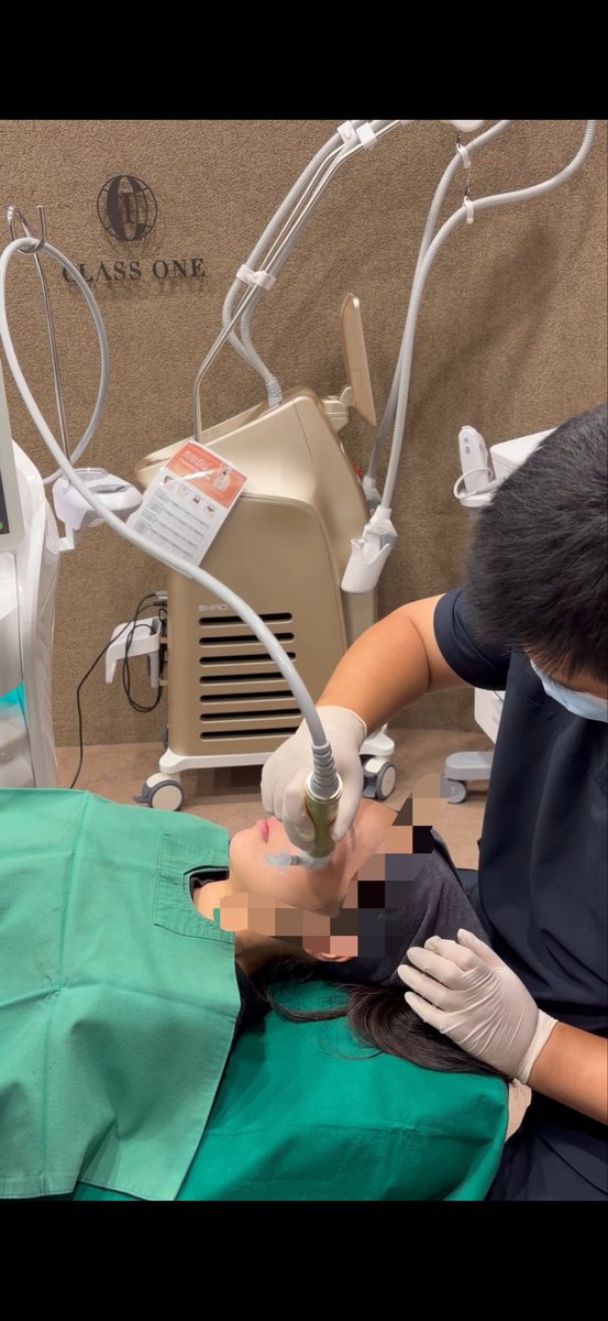 yynnax's tweet photo. そろそろ乾燥しやすくなる季節なので肌管理🍂
今回は、CLASS ONE CLINIC🏥✨痛みのないスキンブースターで、肌の弾力・再生効果が見られる施術、
シナジェット+ゴウリを受けてきました🫶
効果は後日投稿します❣️
#CLASSONE #カンナム肌管理 #韓国旅行
#クラスワンクリニック #韓国肌管理 https://t.co/fwaUtrBYzL