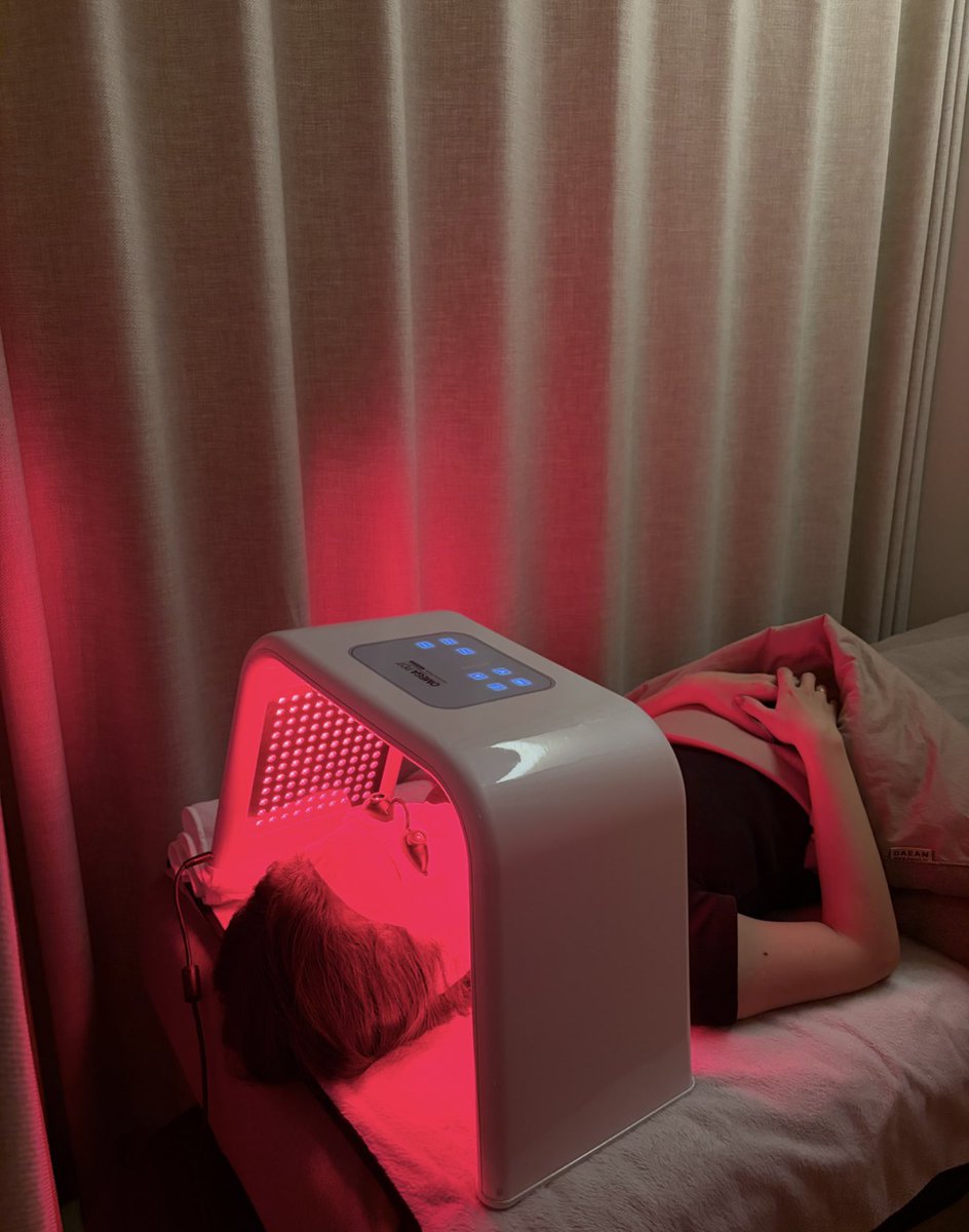 yynnax's tweet photo. そろそろ乾燥しやすくなる季節なので肌管理🍂
今回は、CLASS ONE CLINIC🏥✨痛みのないスキンブースターで、肌の弾力・再生効果が見られる施術、
シナジェット+ゴウリを受けてきました🫶
効果は後日投稿します❣️
#CLASSONE #カンナム肌管理 #韓国旅行
#クラスワンクリニック #韓国肌管理 https://t.co/fwaUtrBYzL