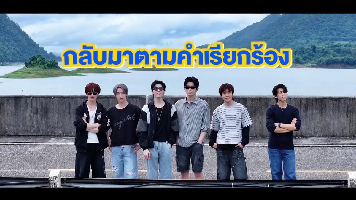 noompangpond's tweet photo. เมิงเอ่ยยยยย !!!! แว่นดำ เสื้อเชิ้ต กางเกงขาสั้น กูตรายยยยยยยยยยย 😎😎🫠🫠 https://t.co/NhfLjeJwkk