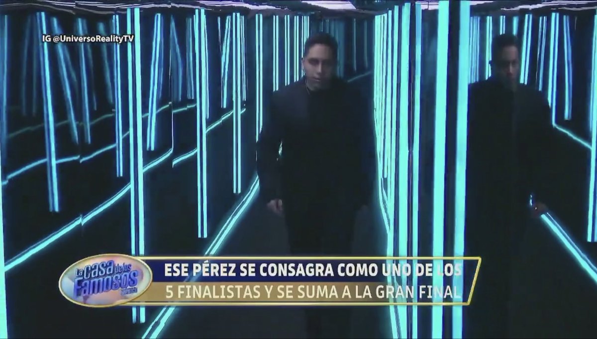 Jesuscaseresone's tweet photo. Campañas de odio en su contra, panelistas que se montaban en la ola de las redes sociales, y una pregala y postgala que muchas veces parecían dedicadas a denigrarlo y pisotear su integridad como persona.

Y, aun así, terminó llegando a la gran final por méritos propios. Controversial, directo, sin filtros y, sobre todo, siempre auténtico. 🔥

Hoy, los Clasistas Pobres   no podrán pegar un ojo de la rabia. 😂

¡Grande ese Pérez! ¡Raza pura! 👏🔥

#LaCasaDeLosFamososMéxico #LaCasaDeLosFamososMéxico4 #LaCasaDeLosFamososMxً