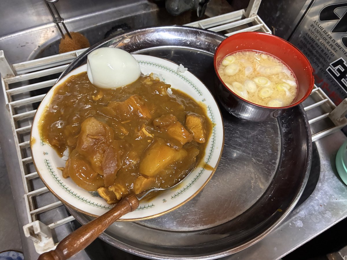 norimatsuX's tweet photo. カラオケスタジオはなみずき裏方役(^｡^)
(皿洗い)
昨日のお昼と今日のお昼

今日はみどりスーパーのお惣菜付き

＃南桜井
#みどりスーパー
#カラオケスタジオはなみずき https://t.co/Ubl0jsztNQ