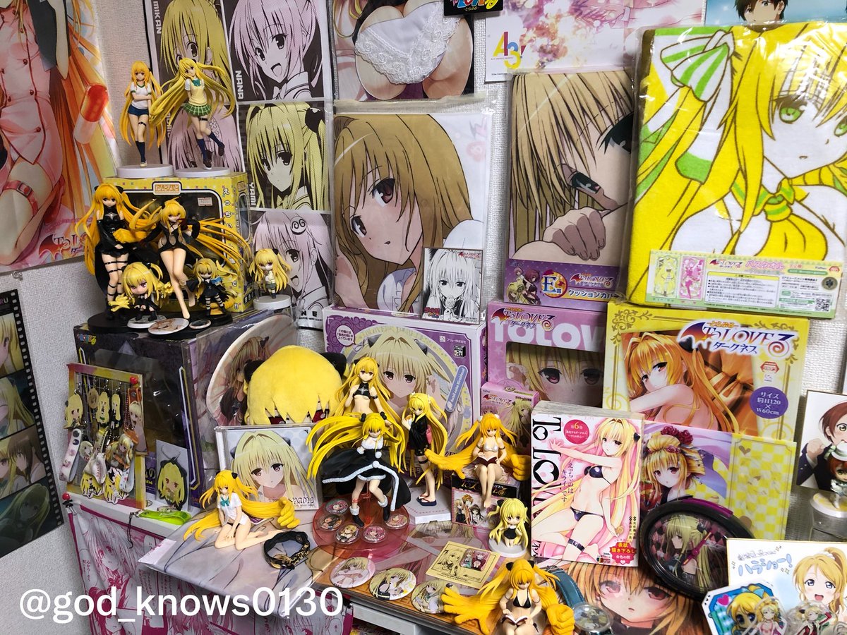 god_knows0130's tweet photo. 実は小6くらいから同級生の男子たちの影響でヤミちゃんに一目惚れし、そこからオタクになったきっかけのToLOVEる🥺ᩚ💕私の青春🙌今回の新刊嬉しすぎて5冊買いました❣️矢吹さん本当にありがとうございます🥹✨#ToLOVEる #矢吹健太朗 https://t.co/1LezjWPs6T