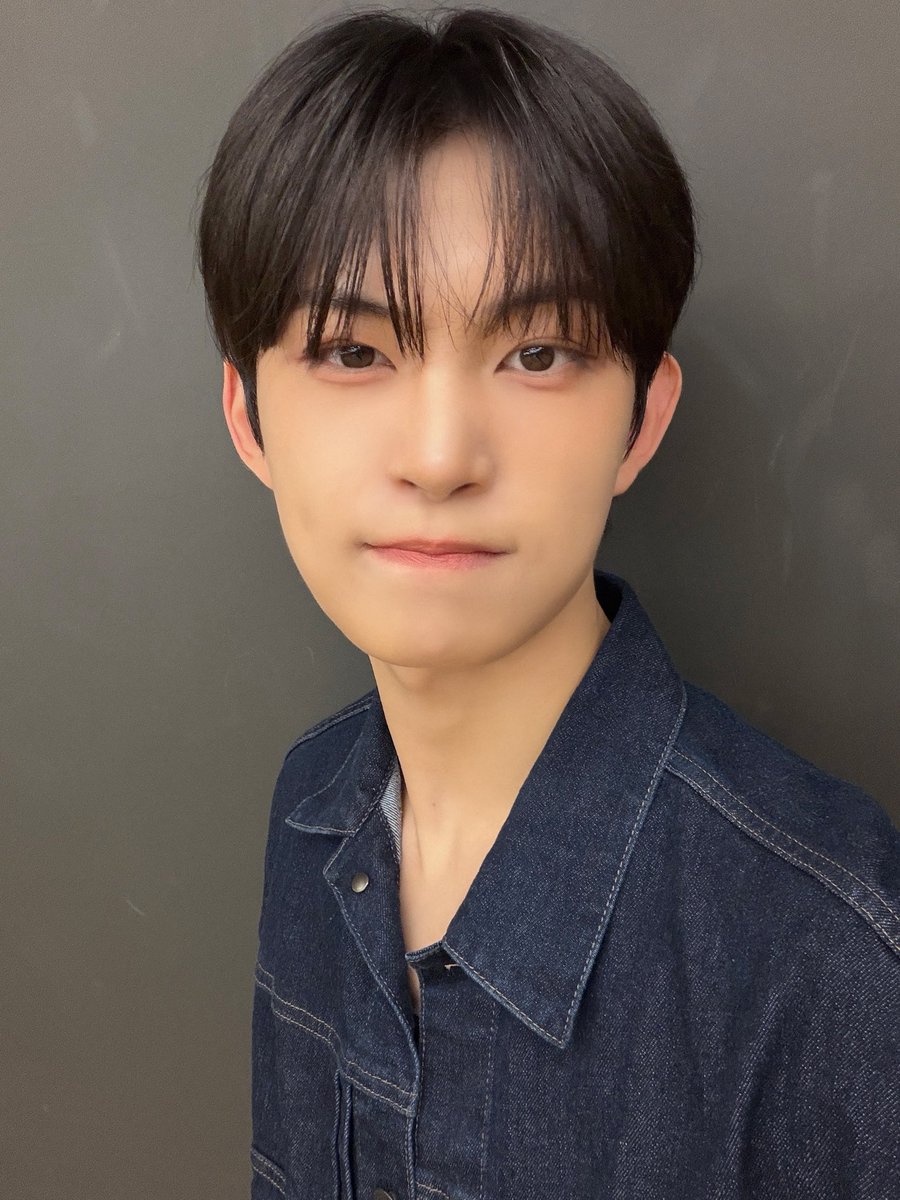 timeto_kgw's tweet photo. 251005

안녕하세요~ 알파드라이브원 건우입니다!
여러분 추석 연휴 잘 보내고 계신가요?
환절기라 기온 차가 심하니까 꼭 감기 조심하시고 행복한 연휴 보내시길 바라요😊

#건우 #알파드라이브원 #GEONWOO #ALD1 https://t.co/bjbfdqZtVB