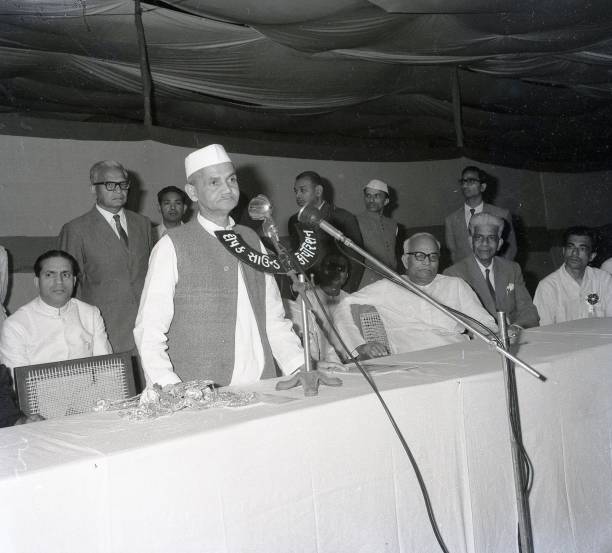 Kuldeep4BJP's tweet photo. A tribute to former Prime Minister and Bharat Ratna Shri Lal Bahadur Shastri Ji on his 122nd birth anniversary.

His iconic call of “Jai Jawan, Jai Kisan” continues to symbolise India’s strength, unity and commitment to both our soldiers and farmers.

Jai Jawan, Jai Kisan! 🇮🇳 https://t.co/SIgtrm5YPi