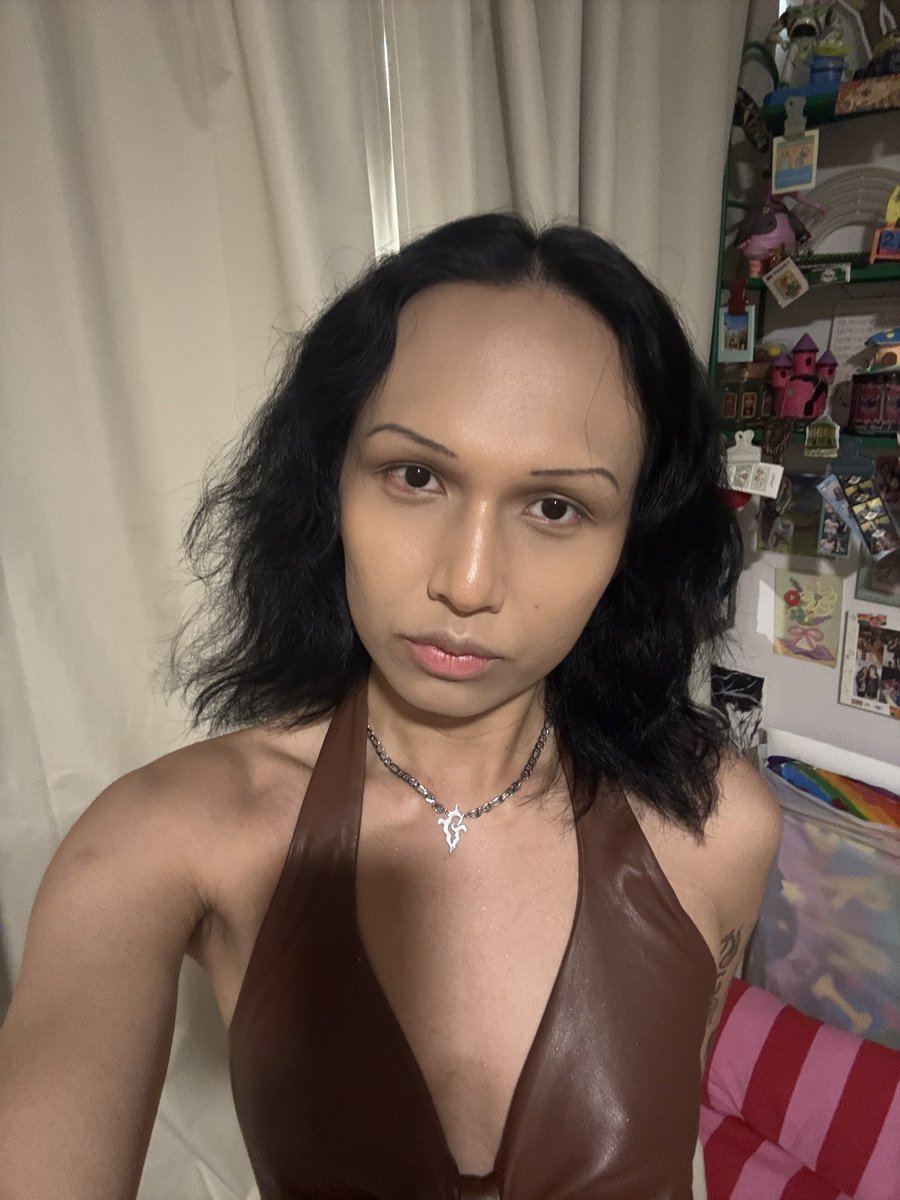 VampiricSha's tweet photo. Concert ready xo https://t.co/Rd9JjMuBTj