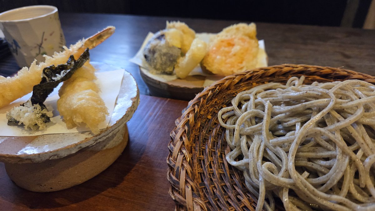 grievousdist's tweet photo. 今日は午後休取ったので蕎麦の名店でランチ https://t.co/kHACv9WM45