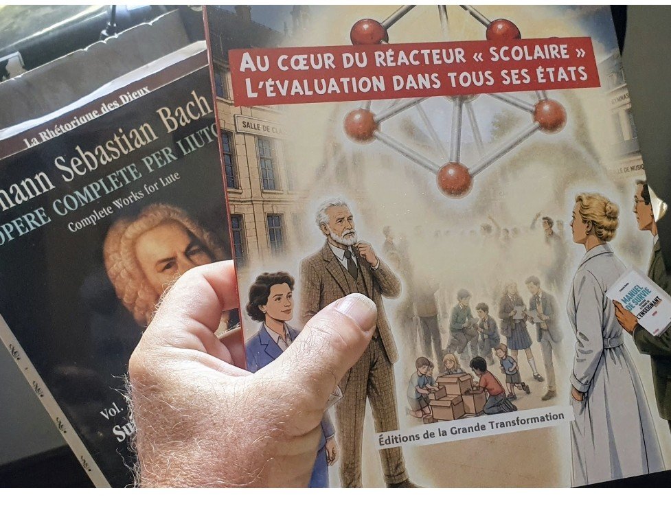 diversifier's tweet photo. Depuis 40 jours, une publication quotidienne sur #eduinov en feuilleton du dernier album sur l'évaluation et les apprentissages à l'école. Retrouvez l'intégralité des 110 pages sur le site https://t.co/MFgohtydFw https://t.co/50cRYVPju4