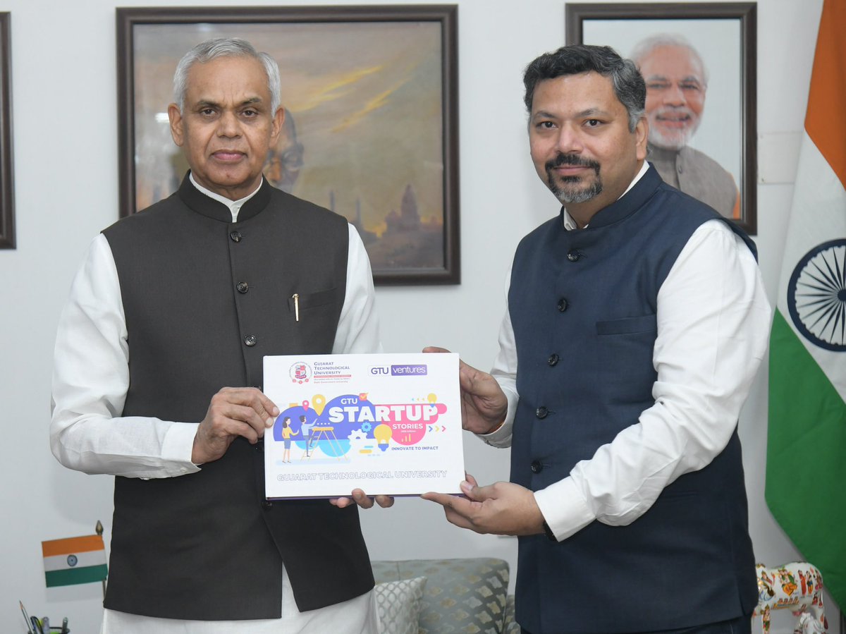 gtuoffice's tweet photo. GTU Vice Chancellor (I/c) Prof. (Dr.) Vaibhav Bhatt &amp; Registrar Dr. K. N. Kher paid a courtesy visit to Hon’ble Governor of Gujarat Shri Acharya Devvrat Ji at Lok Bhavan, seeking guidance on University development.

#GTU #LokBhavan #HigherEducation https://t.co/GjRZavEbE9