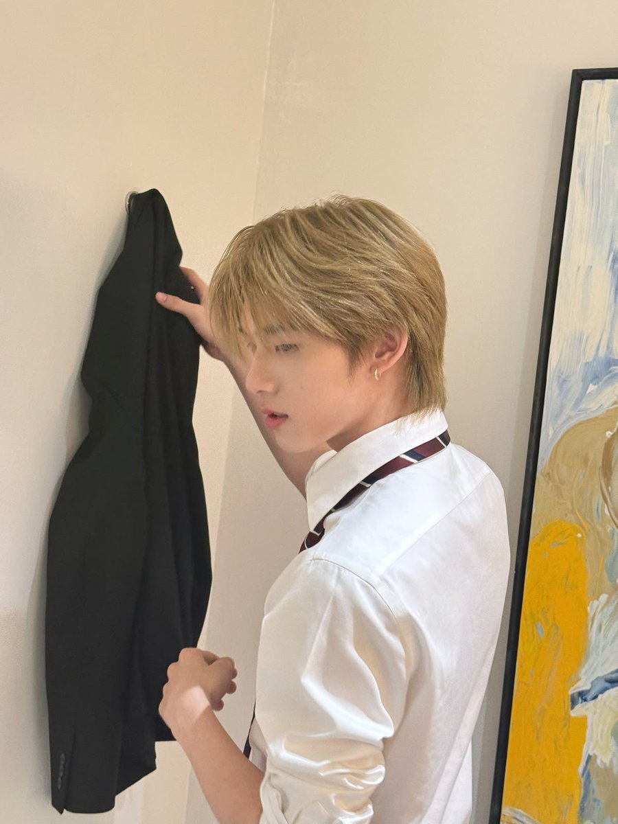 eeqlanwoil's tweet photo. เกิดไม่ทันแต่อยากเห็นสิ่งนี้กับตาตัวเองอีกรอบ🫠 https://t.co/1GiwrzmlHy