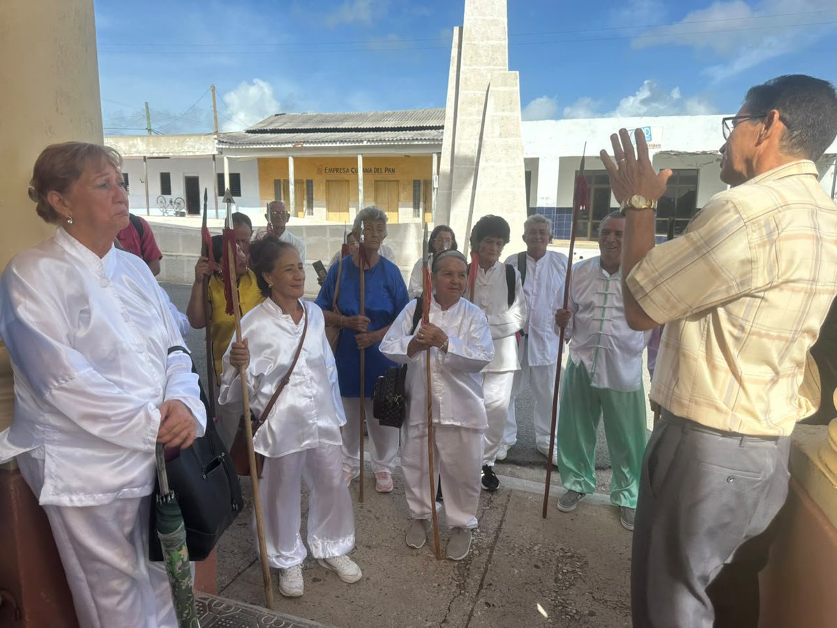 RadioLibertadPP's tweet photo. Escuela Cubana de Wushu Rufino Alay Chang  conmemora el Día Internacional de las Personas de Edad y el aniversario de la fundación de la República Popular China.👇
https://t.co/phEce709fn https://t.co/FxxLLC6KqR