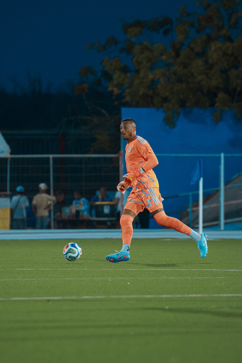 EloyRoom's tweet photo. +3 &amp; cleansheet. 3/4 ✅ focus on the last game! 🇨🇼💙 https://t.co/fetNV39Uvw