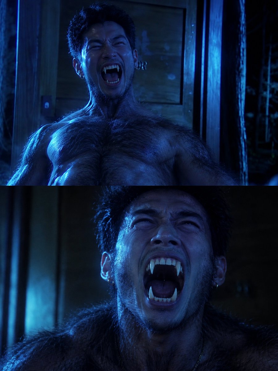 werewolfma94436's tweet photo. A lot going on #werewolf #werewolftransformation https://t.co/eWkZsw0YM0