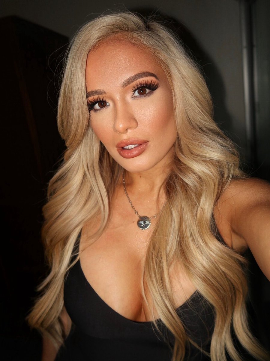Wrestle_Sluts's tweet photo. Scarlett 😵‍💫 https://t.co/bDdhyRuv8i