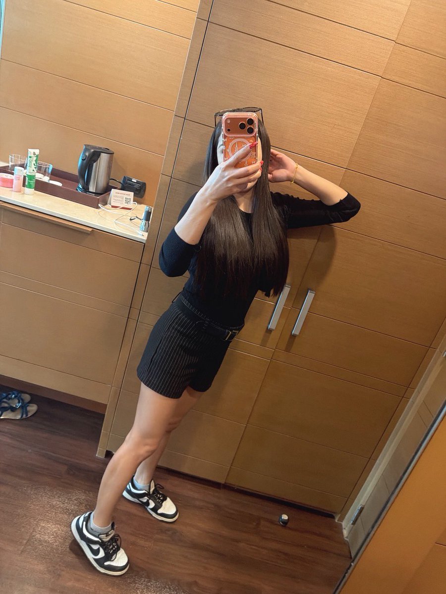FelicitaThody's tweet photo. 🪵🪵ชอบบรรยากาศฝนตกจ้า🪵🪵
ปลูกผมดอกอัญชัน 🌷ใช้ปลูกงานผม 
ทำให้ผมดกดำ เงางาม มากขึ้น
🪻เพราะดอกอัญชันเป็นสาร การทำสีผม

🌷🌷🌷🌷🌷🌷🌷🌷🌷🌷🌷🌷🌷🌷🌷

🆔: Anna-88-      ว่างค่ะพร้อมนัดค่ะ

#นวดตลาดไท
นวนคร คลองหลวง เทพกุญชร รังสิต ตลาดไท https://t.co/O4Eikl4Q3L