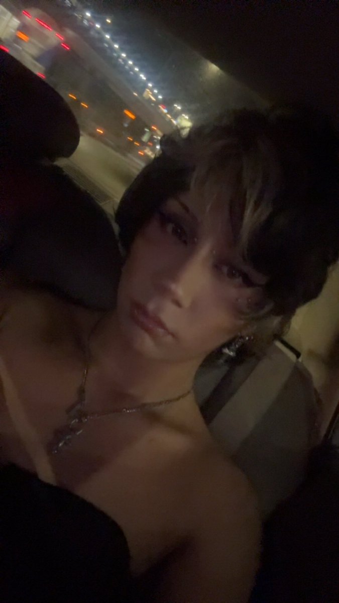 dontdieale's tweet photo. whats up losers #paypig #findom #generous https://t.co/gzmophzS3S