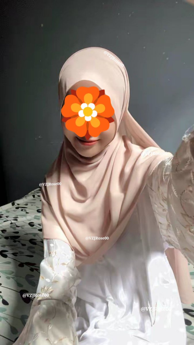 VZJRose00's tweet photo. @Xo7Xox Nak cari frend je kat ex https://t.co/G4tbwTsspU