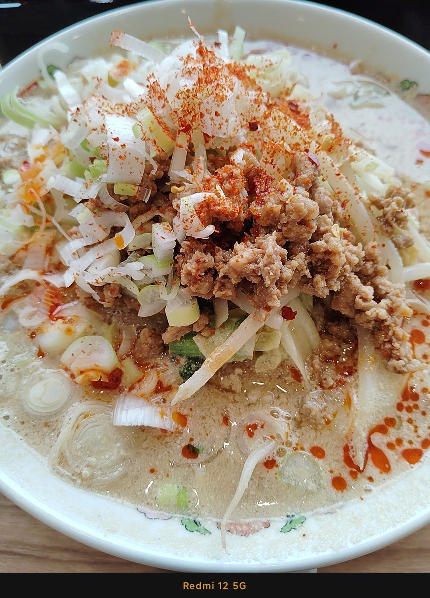chukinakun's tweet photo. @chukimeroday ラーメン🍜+チキン🍗 https://t.co/EJ8xdcFKBc