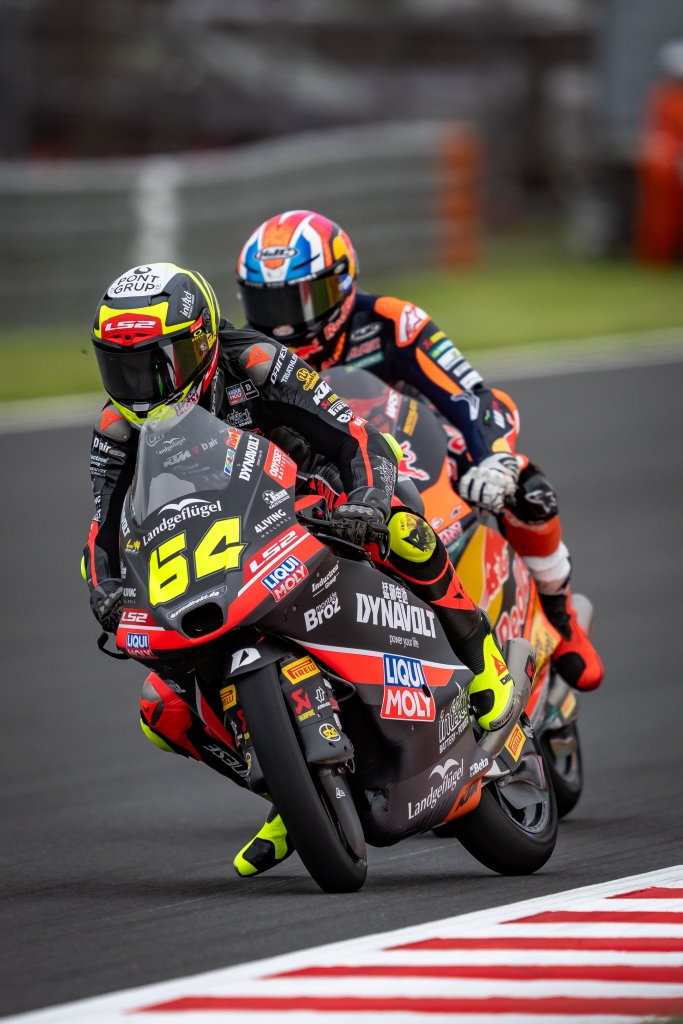 IntactGP's tweet photo. #JapaneseGP 🇯🇵 Friday's  #Moto3 Results

#FP1 
@david64official 🅿️2️⃣ - 1´55.709 +0.033, @DavidAlmansa22  🅿️8️⃣ - 1´56.265 +0.589

#Practice Session:
🅿️7️⃣ @david64official - 1´55.561 +0.281
🅿️🔟 @DavidAlmansa22 - 1´55.799 +0.519

#LIQUIMOLY #Dynavolt  #IntactGP at @motegi_official https://t.co/X3ksqhWZje