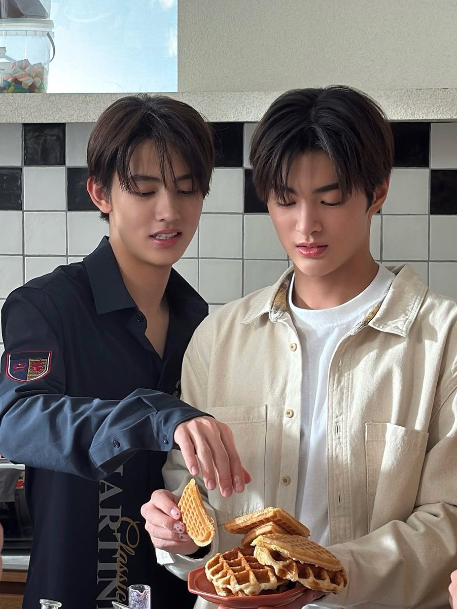 thvrifa_'s tweet photo. Ehh aduhh🥰🥰 https://t.co/xj3YuxzWXL