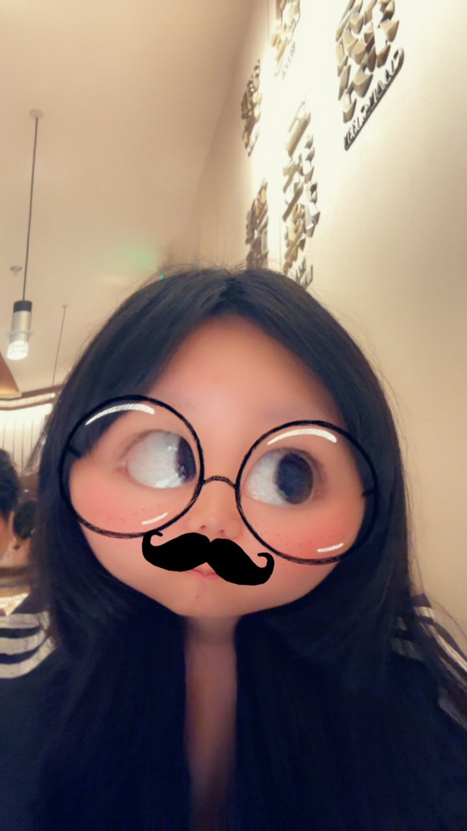 Lapin51wl's tweet photo. snapchat的特效就是奇奇怪怪的— https://t.co/pMh3leNcES