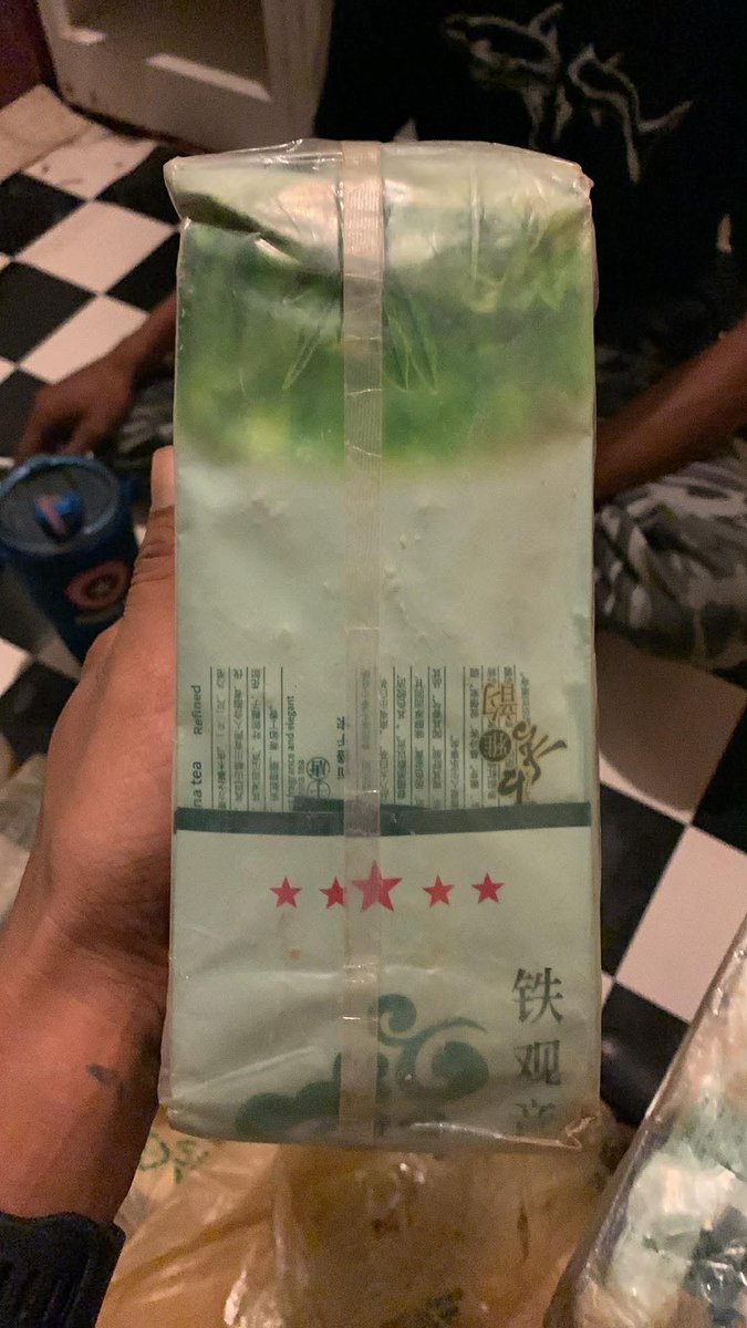 PabloEscobar_X0's tweet photo. https://t.co/NlIzZc9BAG