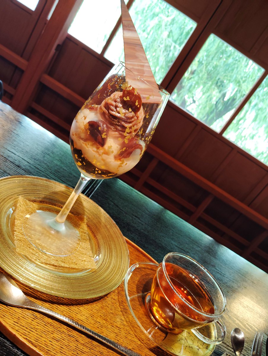 kyusui_polymer's tweet photo. スタンプラリーついでに東茶屋街で観光客になってきた！カフェで食べたパフェ美味しかった〜！！ https://t.co/4HMgoJKLZC