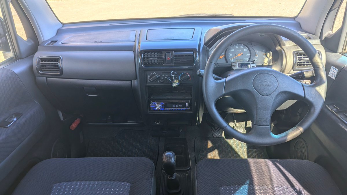 Moris10122's tweet photo. #車売ります

三菱 トッポBJ R
4A30ターボ 後期 5MT 19.2万km
車検 R8/12月まで
長野県より

平成のギャル車っぽいの作ろうとしたのですが、自分がギャルじゃないことに気がついてしまったため売ります

20万

ギャル割、車部割、学割、三菱割、
俺ら友達だろ割、お前誰やねん増あり

詳細ツリー https://t.co/AmWf5B30w4