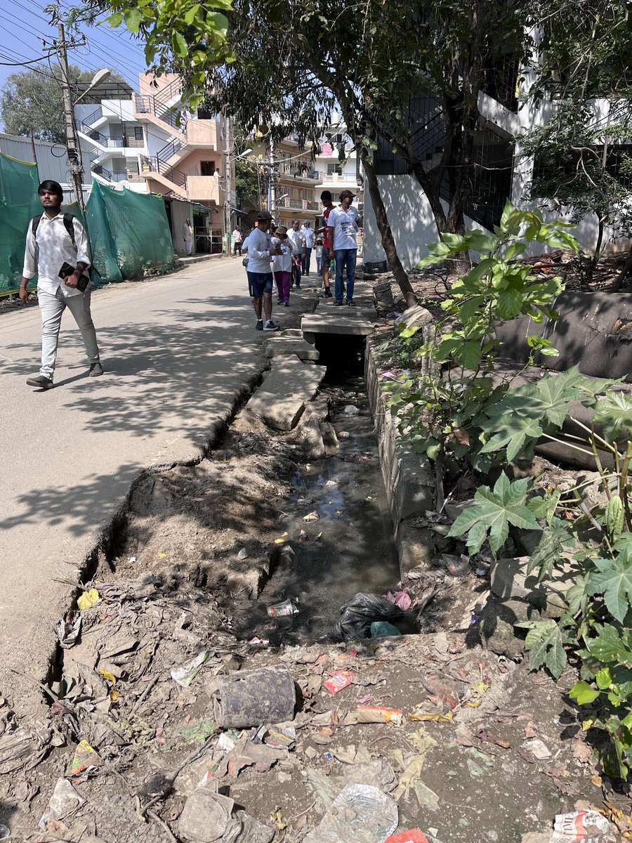 anandkumarv's tweet photo. #NammaHaralur 
#FixHaralurRoad #Kasavanahalli @comm_blr_south @MALimbavali @krishnabgowda https://t.co/bN7SFcFedp