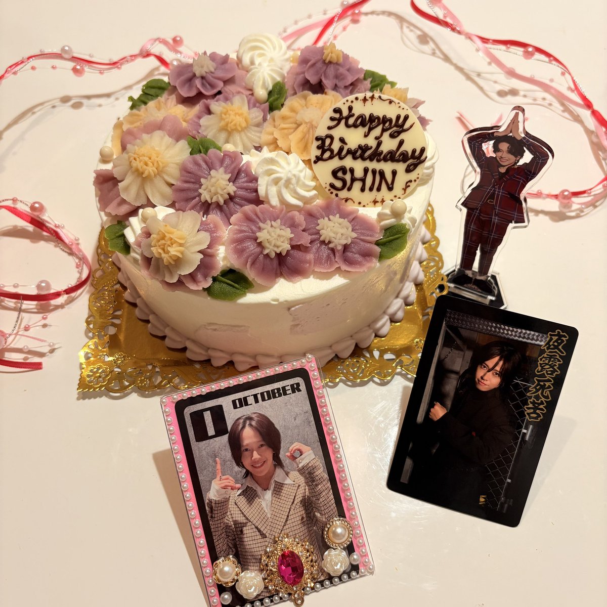 NANAMI_41219's tweet photo. @SHIN_MDKD SHINくんお誕生日おめでとう🎂💕生まれてきてくれてこの道を選んでくれてありがとう！SHINくんと出会えたことをとても嬉しく思います😊
この楽曲もとても素敵で心が温かくなりました🫶
今年はお花のケーキを作ってみました✨今年もSHINくんにとって素敵な一年になりますように💕 https://t.co/dxT8nu9xAv