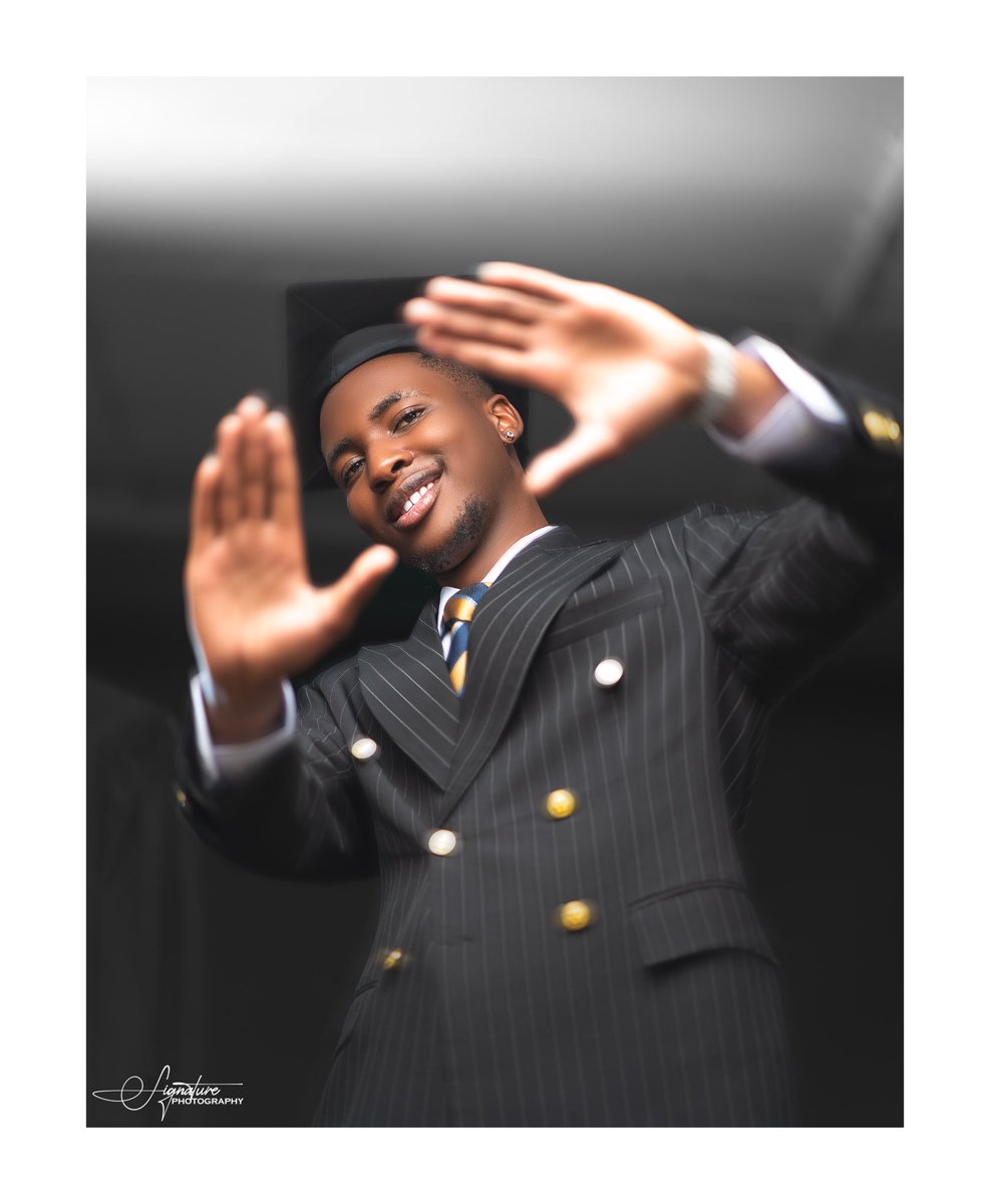 coolestmalawi's tweet photo. Justice got a new advocate. ⚖️🎓✨

Years of sacrifice, sleepless nights, and determination have led to this moment. Today, I proudly celebrate becoming a law graduate. Here’s to new beginnings, bigger dreams, and a future built on purpose. ⚖️ https://t.co/l2h0lCtzMo