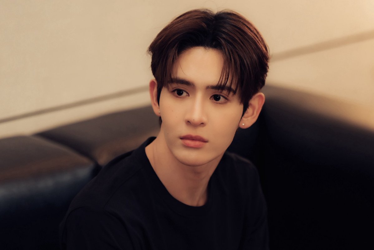 MrFanboySeries's tweet photo. SNEAK PEEK EP.6 🎬

🎞️ รับชม “รักสุดใจนายแฟนบอย Mr. Fanboy Series” พร้อมกันทุกวันเสาร์เวลา 22.15 น. ทางช่อง one 31

📽️ ดูออนไลน์เวอร์ชัน UNCUT เวลา 23.15 น. บนแอป iQIYI และเว็บ https://t.co/CH45u7lNU0 ที่เดียวเท่านั้น : https://t.co/qRKnxXpKkA

#รักสุดใจนายแฟนบอยSeries
#MrFanboySeries 
#MandeeWork