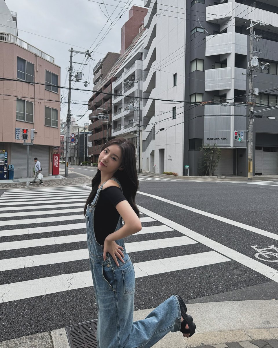 kookieimane's tweet photo. みんなの今一番おすすめの映画やアニメは何ですか？教えて。本当そう思う。 💯
WyrWN https://t.co/0EXfJC6cr4
