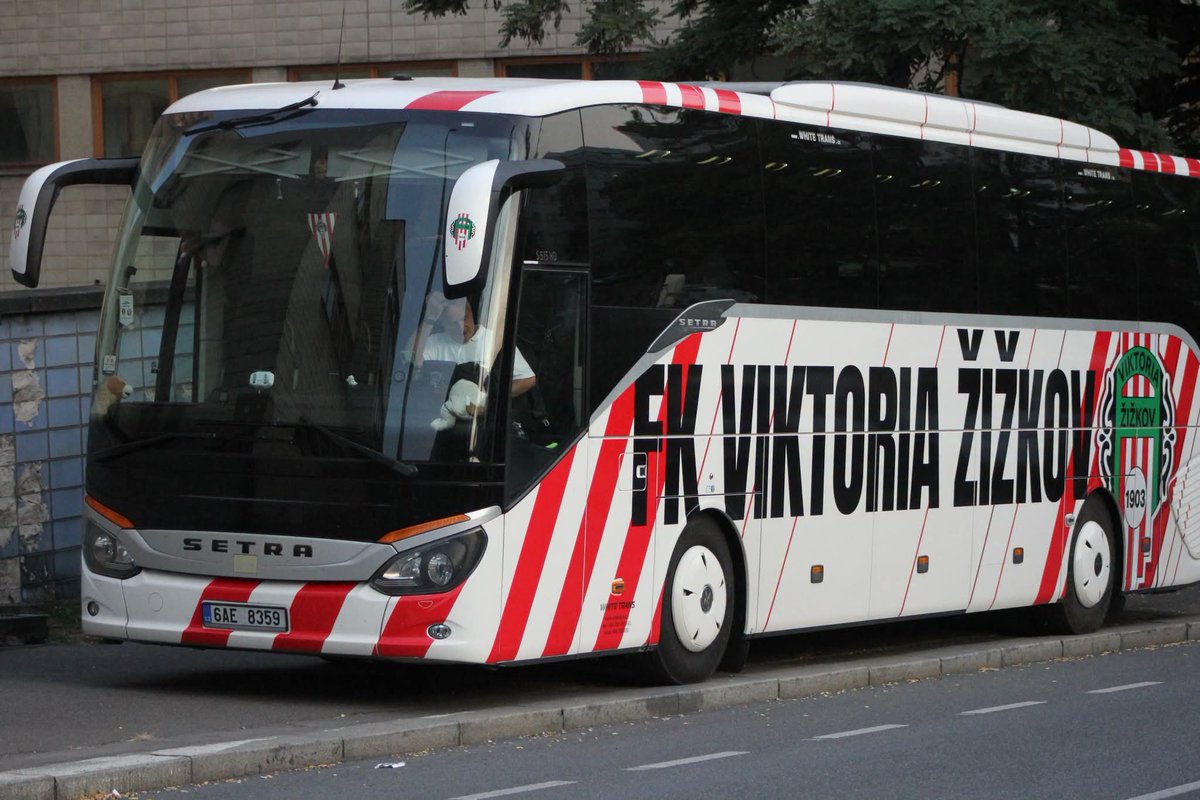 fkvz1903's tweet photo. Vyrážíme směr Pardubice 🚌
#FKPZIZ #Viki https://t.co/ivpEQhl7Ix