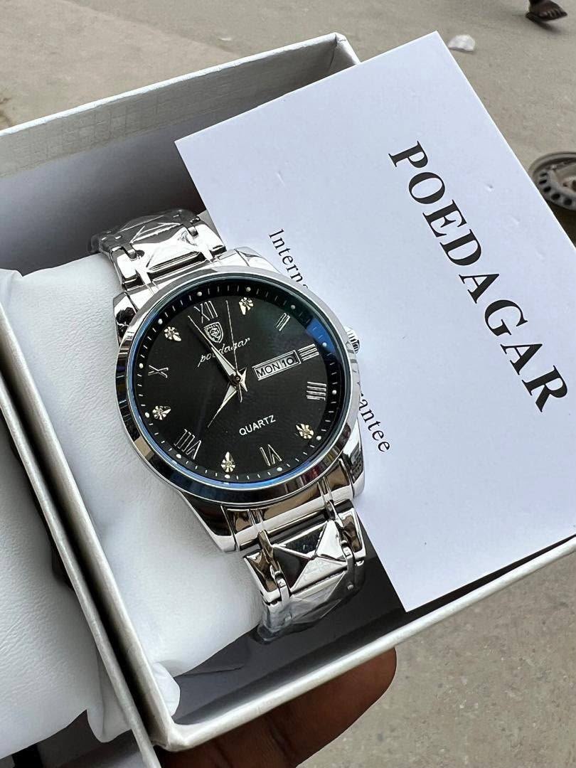 TolzJesusbaby's tweet photo. If you come across this on your FYP, abeg check &amp; shop one or two from me this weekend 🤲🥹

I sell quality wristwatches and accessories perfect for gifting and personal styling. 💯

F1 — ₦65,000
F2 — ₦30,000
F3 — ₦35,000
F4 — ₦27,000

📍Ibadan | Nationwide delivery https://t.co/1EjaZ9p159