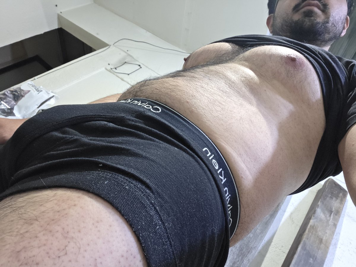 hotleo69xxx's tweet photo. Hola! 🌚🌚 https://t.co/tcBBfWLVRJ