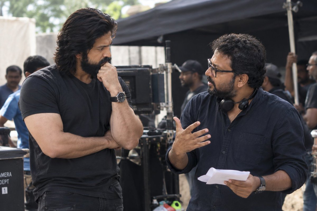 YashEmpireX's tweet photo. After #Ramayana,"Which director should Yash collaborate with next Project" ? #Yash22
- Yash × Aditya Dhar✅
- Yash × Sandeep Reddy Vanga✅
- Yash × P.S. Mithran✅
Who is your choice ? https://t.co/bbPBEdxDgZ