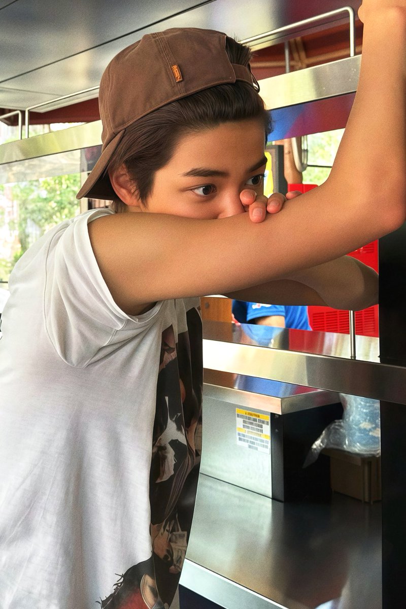 AKHGALLERY's tweet photo. #KEONHO #건호 https://t.co/nBjKw6ov8Y
