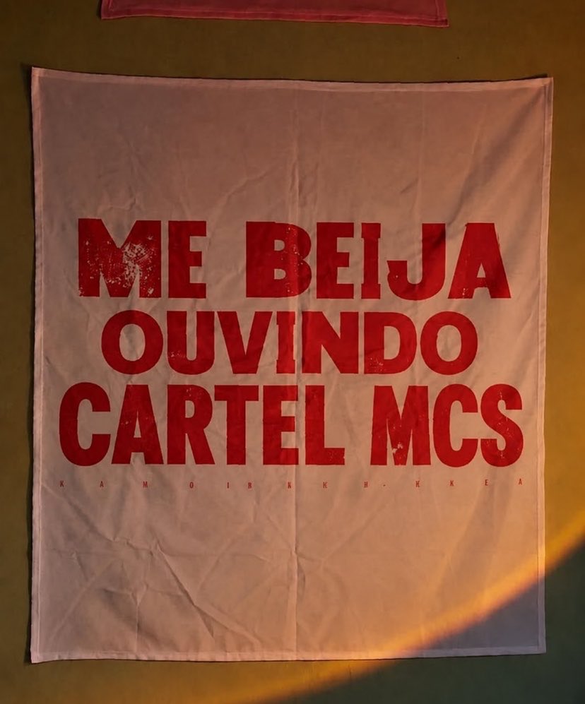 an4_almd's tweet photo. me beija ouvindo cartel mcs https://t.co/5qgUcNzMjF