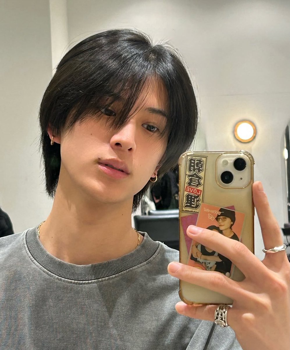 1banboshiharuse's tweet photo. ☆🩷 #ViVi国宝級イケメンランキング 🩷☆
╭✧━━━━━✧╮
     NEXT 部門☆
      #阿久根温世 
╰✧━━━━━✧╯
ICExの規格外イケメンこと #阿久根温世 くん🐙🚀❤️
圧倒的なビジュアルはもちろん！関西らしい明るさとおもしろさ、ステージに立ったときのキラキラした表情とパフォーマンスが魅力のアイドルです🎤(.⩊<)⭐️彡
そしてアイドルだけではなく、俳優としても活躍中🎥⭐️作品ごとに違った表情を見せてくれて、演技を通してまた新しい魅力を見つけられるところも阿久根温世くんの大きな魅力です(👍🏻ᴖ ·̫ ᴖ )👍🏻
☆★歌って踊る姿も、役を生きる姿も、どちらもかっこいい🆒規格外イケメン という言葉がぴったりな #阿久根温世 くんをもっとたくさんの人に知っていただきたいです❤️

すこしでも気になった方、ぜひ #阿久根温世 くんに一票おねがい致します🙏🏻💕