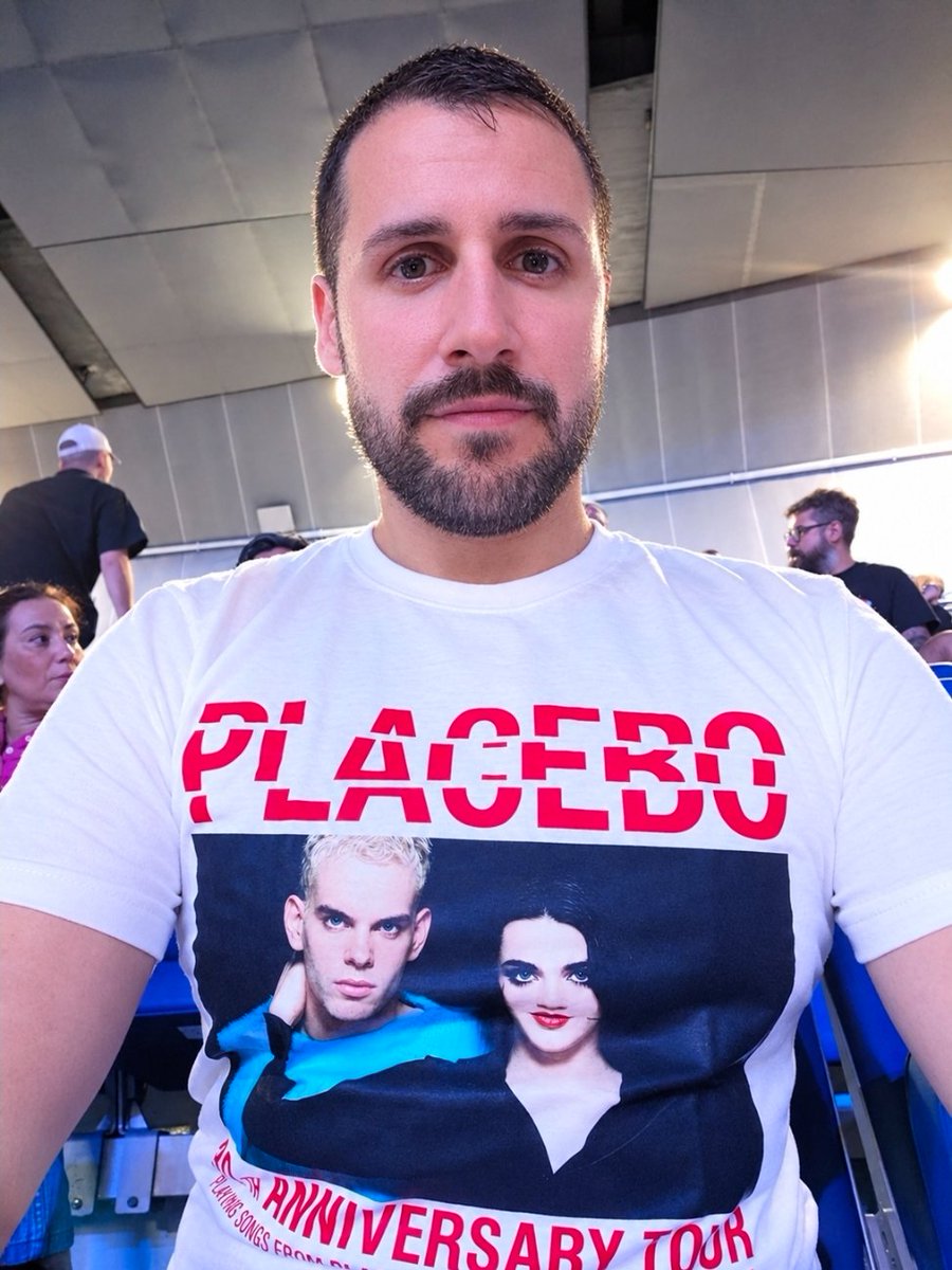 RaulMastroianni's tweet photo. Every me and every you 
#Placebo #MovistarArena 
#30thAnniversaryTour https://t.co/XRcFsTVHOB