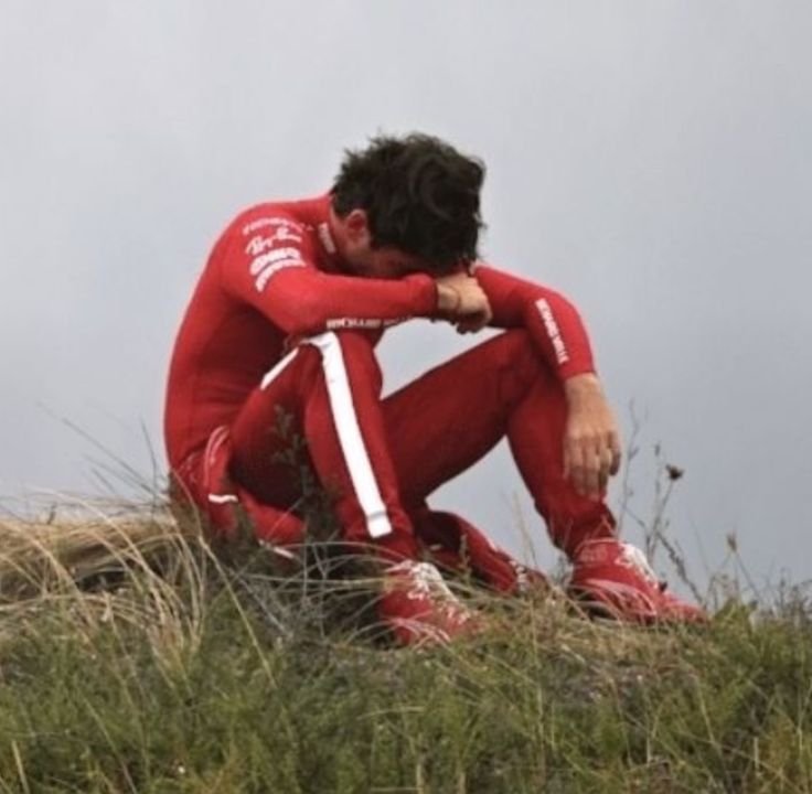 cleoizm's tweet photo. Nonton kimi stress, nontonin mclaren tambah stress https://t.co/XyLGeNAmmz