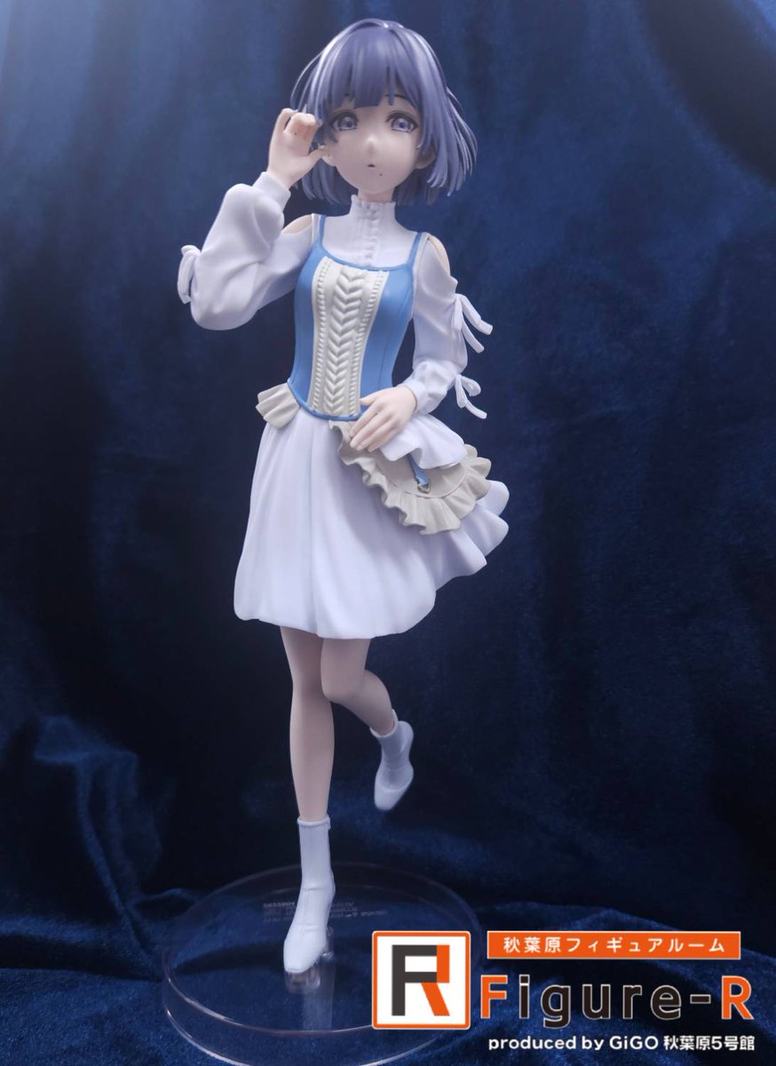 GiGO_Akiba_5's tweet photo. 【Figure-R新展示情報】

『学園アイドルマスター ESPRESTO-Fan out-秦谷美鈴』
当店２階ショーケースにて展示中！🛏️

『学園アイドルマスター』のアイドル全員をお揃いの「初(はじめ)」衣装でフィギュア化 ！🫧
秦谷美鈴はバンプレスト初の立体化です✨

＃学マス https://t.co/LQeYOGdO7n