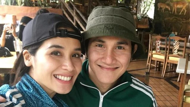 keluhkesahkonoh's tweet photo. Teori “pria hooded almond eyes” ternyata bener juga 😭 Katanya mereka tuh tipe pria yang SETIA dan BERTANGGUNG JAWAB.

Makanya mama gue pernah bilang, “Kak, cari pasangan yang matanya kelihatan tenang. Tatapannya tajam tapi tetap soft, terus kalau senyum, matanya juga ikut menyipit kayak ikut tersenyum.”