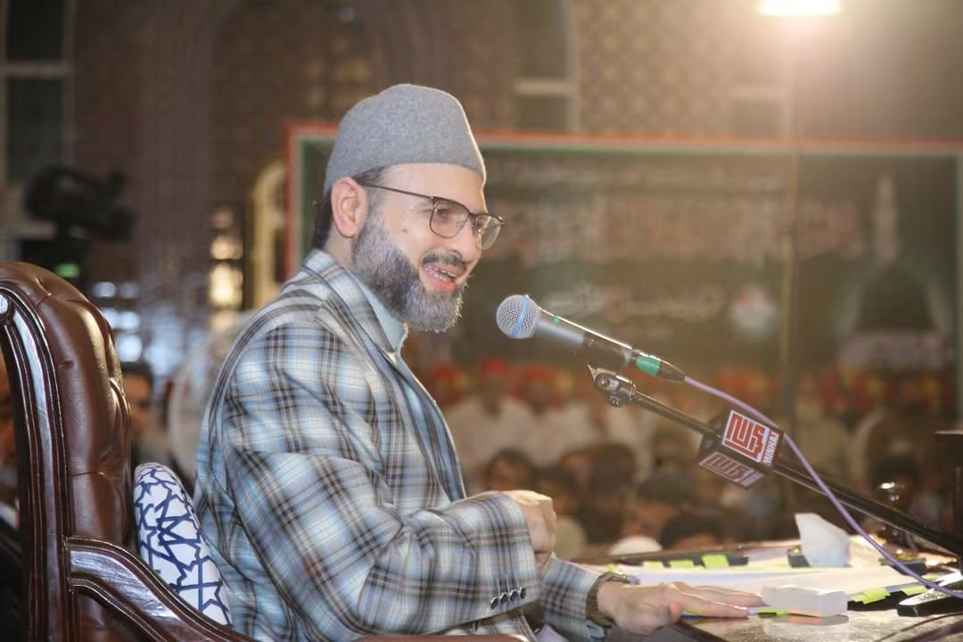 MQI_Official's tweet photo. تکبّر کا علاج قبولِ حق، تواضع، خدمت اور تزکیۂ نفس ہے: پروفیسر ڈاکٹر حسن محی الدین قادری کا ماہانہ مجلسِ ختم الصلوٰۃ علی النبی ﷺ و محفلِ شبِ بیداری سے خصوصی خطاب

#DrHassanQadri #MinhajulQuran #SHABBEDARI #DuroodSharif https://t.co/63twd1RiHw